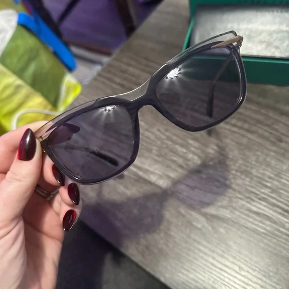 Derek Lam Vivian Ink Sunglasses display picture 2